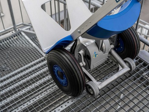 up to 2000 steps up or down!  depending on your choice